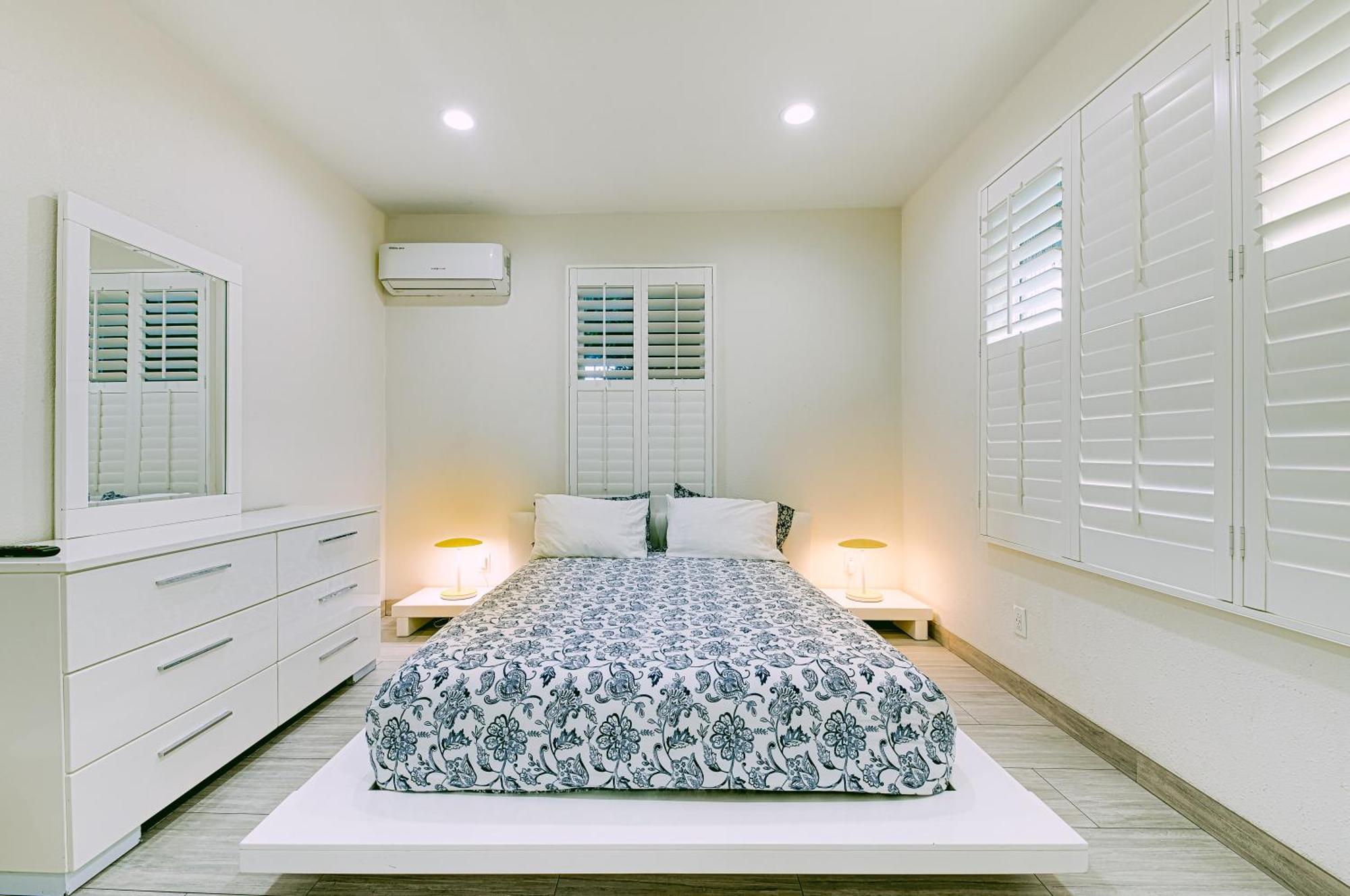 Stylish Modern Home, Ac, Parking & Near Fwys 산타아나 외부 사진